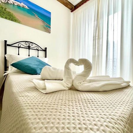 B&B Casa Desimio Вьесте Экстерьер фото