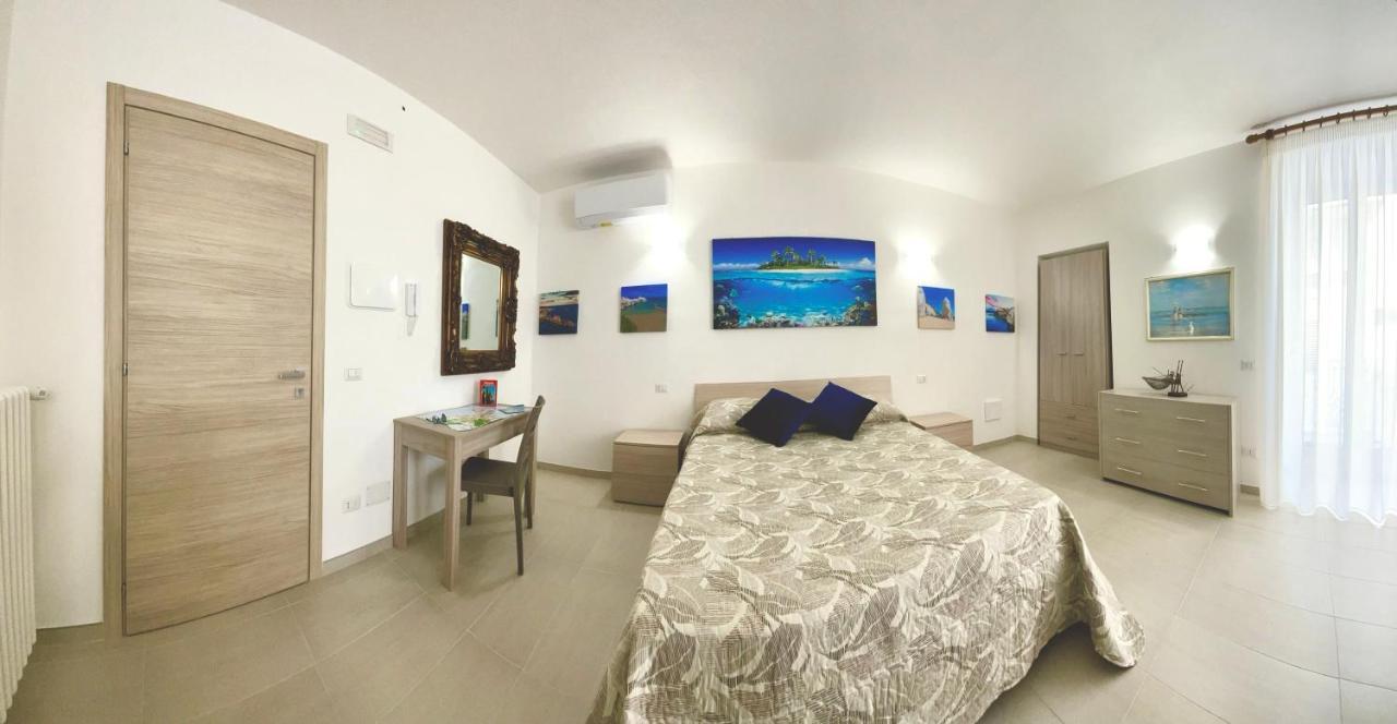 B&B Casa Desimio Вьесте Экстерьер фото