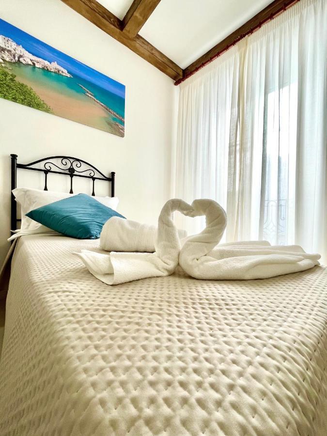 B&B Casa Desimio Вьесте Экстерьер фото